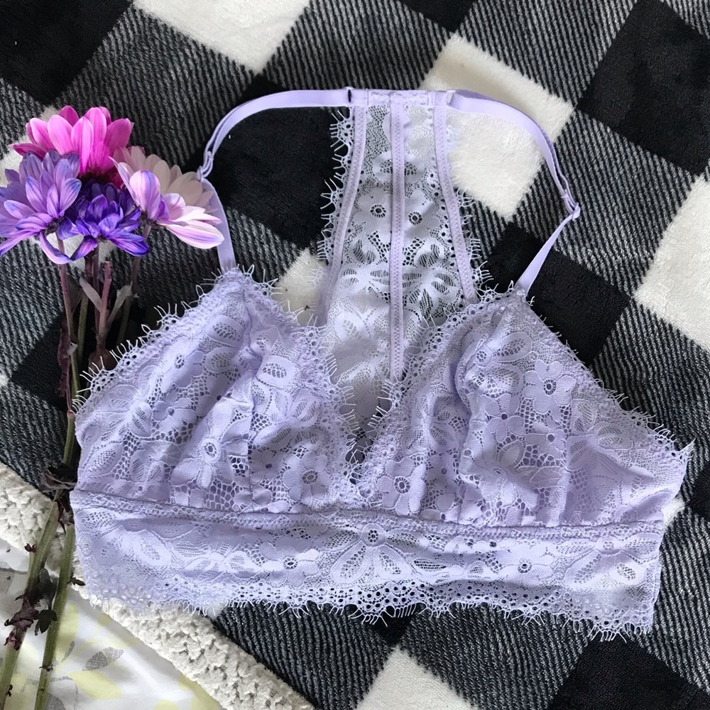 4 for 50✌🏼LACE HOLIDAY BRALETTE (discontinued)